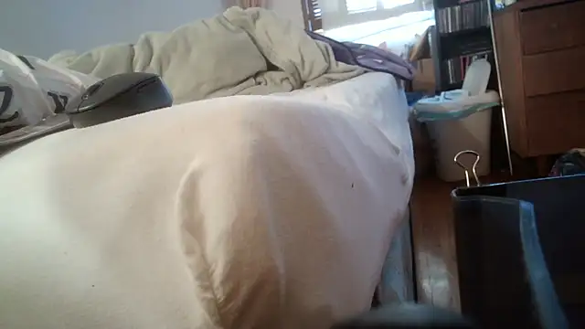 jumpingtomflash live cam on StripChat