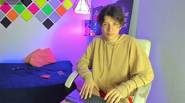 Marcoviolet live sex cam