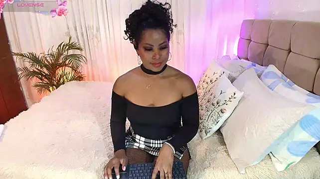 PaoL22 live cam on StripChat