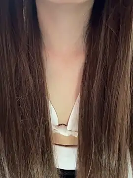 Rabbit-Cute live cam on StripChat