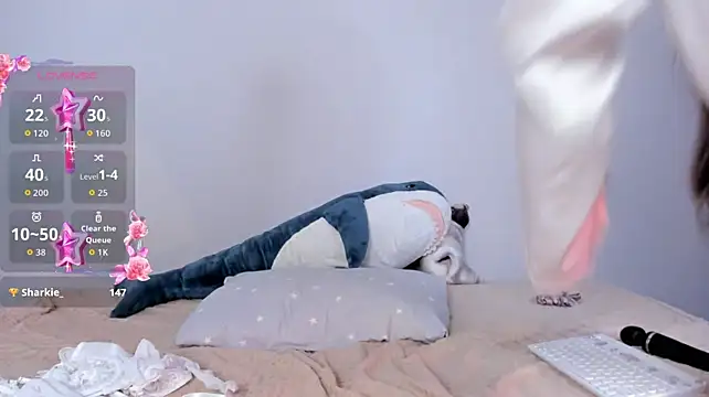 Lina-2007 live cam on StripChat