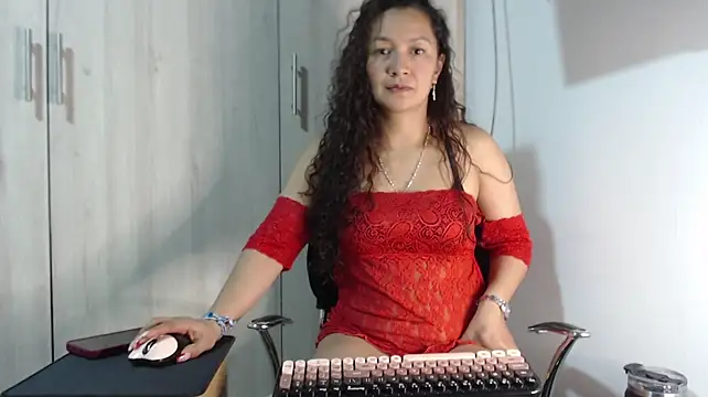 khawit_1 live cam on StripChat