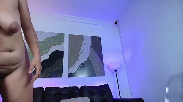 Nina_Rouse_1 live cam on StripChat