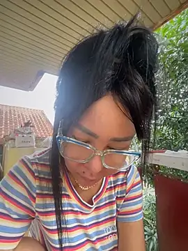 sweetieme live sex cam