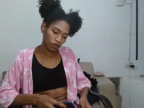 angelamariebandary live cam on StripChat