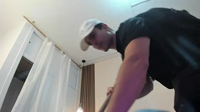 tanner-hard_ live sex cam