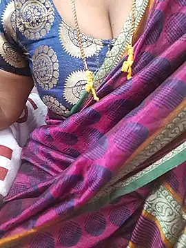 Tamil_Ammani live cam on StripChat