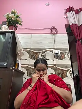 Suman_Queen_ live cam on StripChat