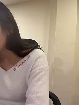 Claire_Wong live cam on StripChat