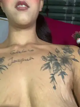 CataSantanaG live cam on StripChat