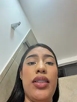 Sara_mocca_ live cam on StripChat