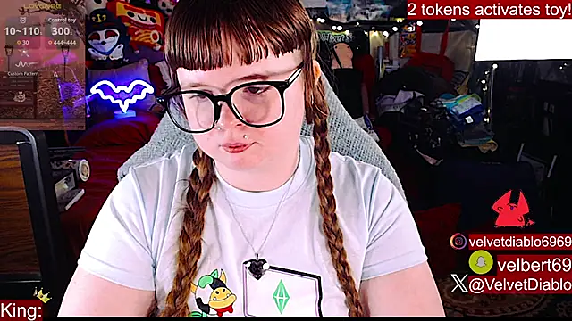 VelvetDiablo live sex cam