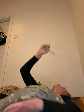 jannis1992 live sex cam