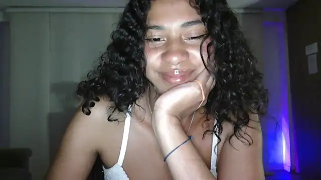dark_enchantress_ live cam on StripChat
