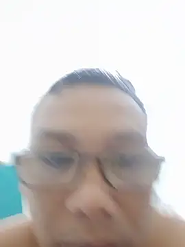 huhuhu90990 live sex cam