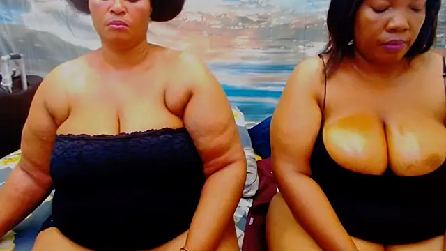CURVYELEGANCExxx live cam on StripChat