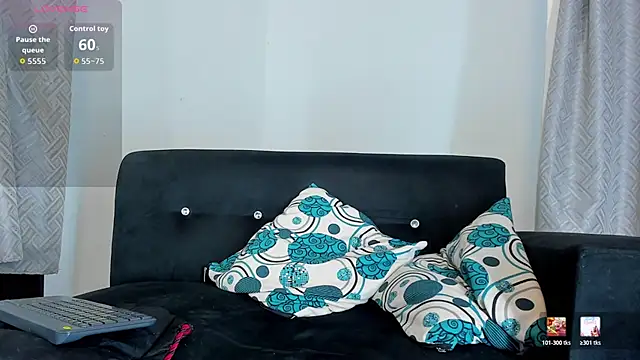 BritannyLord live cam on StripChat