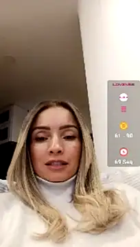 Loly_Horny live cam on StripChat