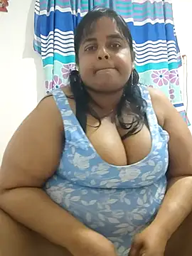 SusanaEshwar live cam on StripChat