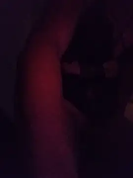 toyboy1992 live cam on StripChat