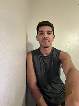 WavyAlloy30 live cam on StripChat