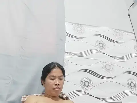 Hotpinaymorena live cam on StripChat