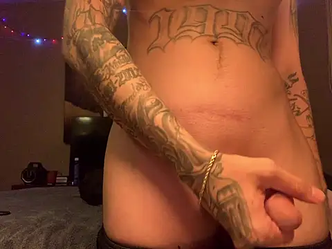 JuicyJoshy live sex cam