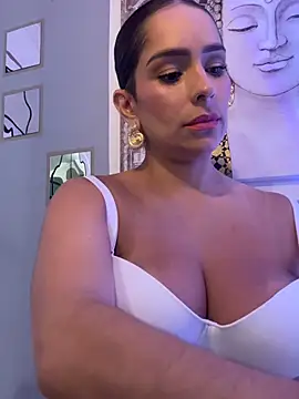 Mau_White live sex cam