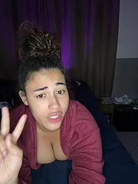 Casal2T live sex cam