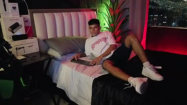 Jack_castell live cam on StripChat
