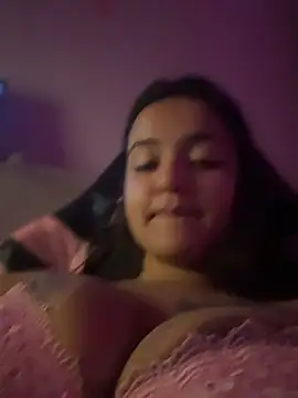 Manu_2002_ live sex cam