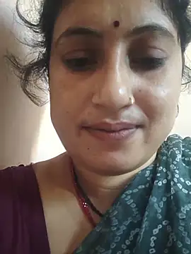 Rayal_bhabi live cam on StripChat