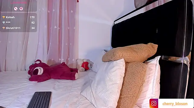 zoe_siren live cam on StripChat