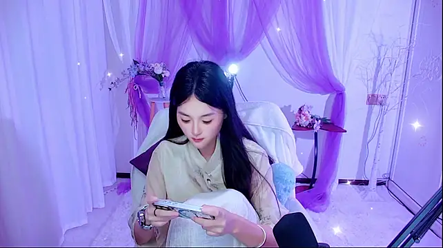Tili_Lucky live cam on StripChat