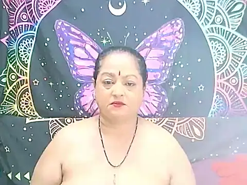 matureindian live cam on StripChat