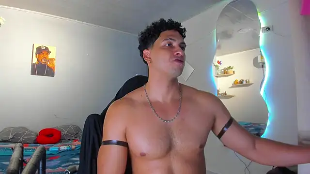 Kris_Khalifa69 live sex cam