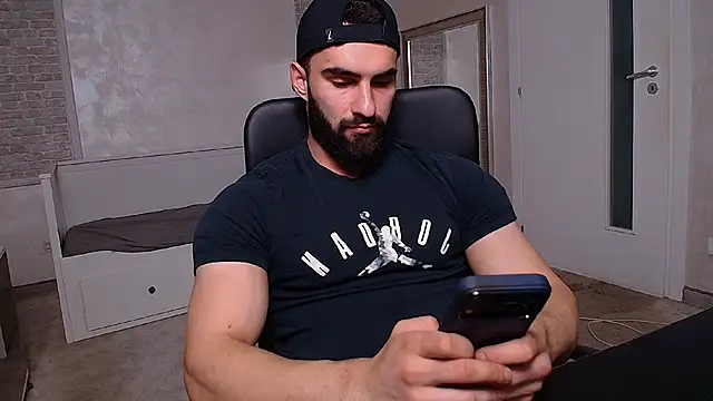 MicahLane live cam on StripChat
