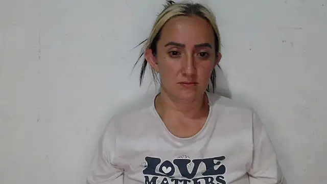 DeepAnal07 live cam on StripChat