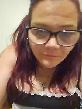 MissThroatGoat69 live cam on StripChat