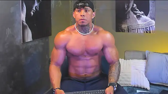 bradley_smith live cam on StripChat