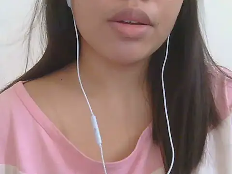 ChubbyButty live sex cam