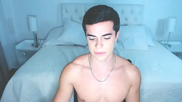 mr_hunterx live cam on StripChat