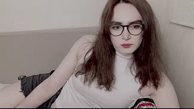 MinniMaksy live cam on StripChat