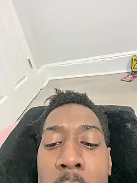 Dambaby25 live cam on StripChat