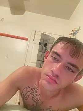 Spun_Clouds live cam on StripChat