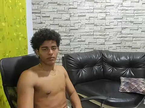 jean_shark live cam on StripChat
