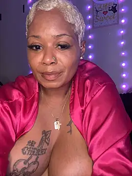 BIGCUMSHOW35 live sex cam