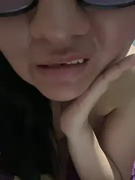 LatinaLesly_ live sex cam