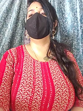 cute-tanvi live cam on StripChat