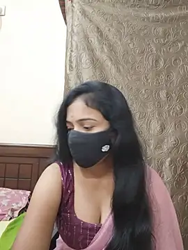 Keerthi-Telugu live cam on StripChat